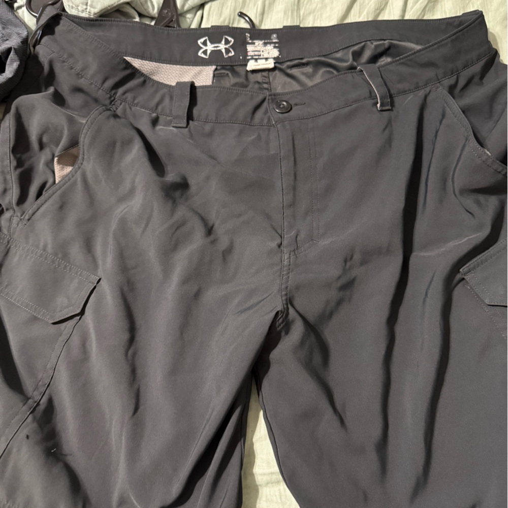 Under Armour Black Hybrid Board shorts